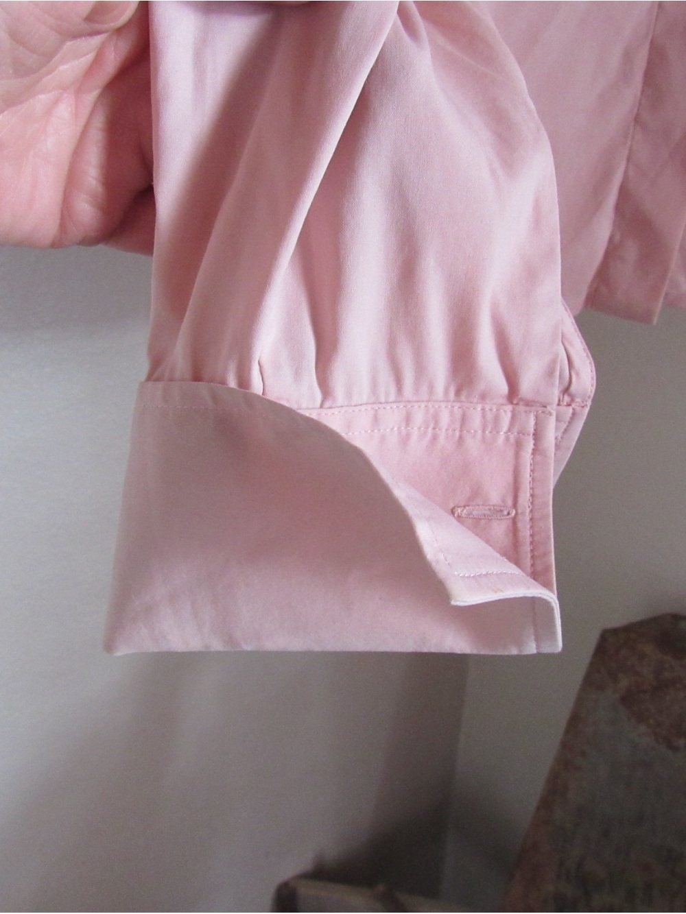 Gucci Pale Pink Women's Button-Down Shirt w/ French Cuffs - Picture 4 of 11